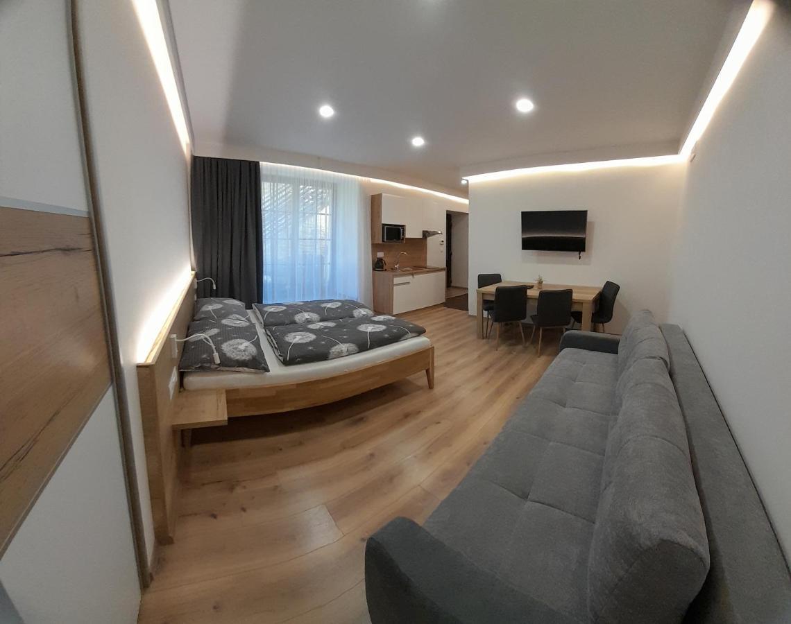 Apartmany Lumi Veľký Slavkov Eksteriør billede