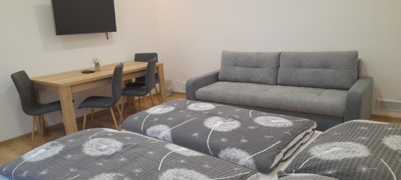 Apartmany Lumi Veľký Slavkov Eksteriør billede