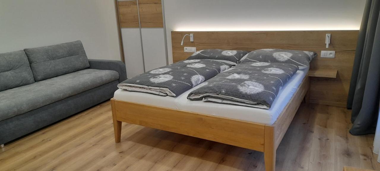 Apartmany Lumi Veľký Slavkov Eksteriør billede